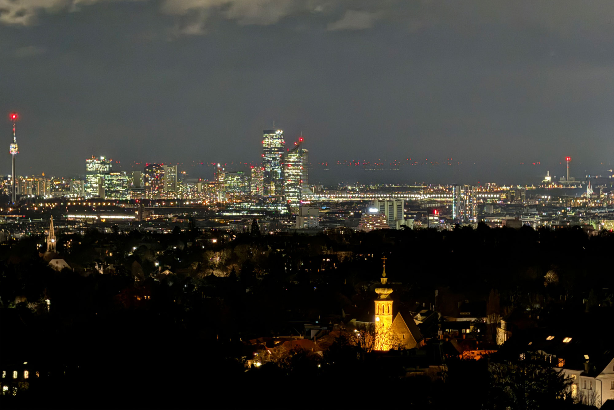 nightview over Vienna from Eventlocation am Reisenberg